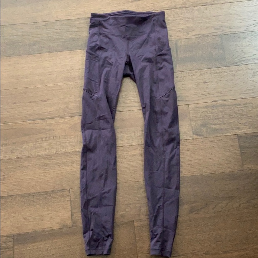 Lululemon leggings!
